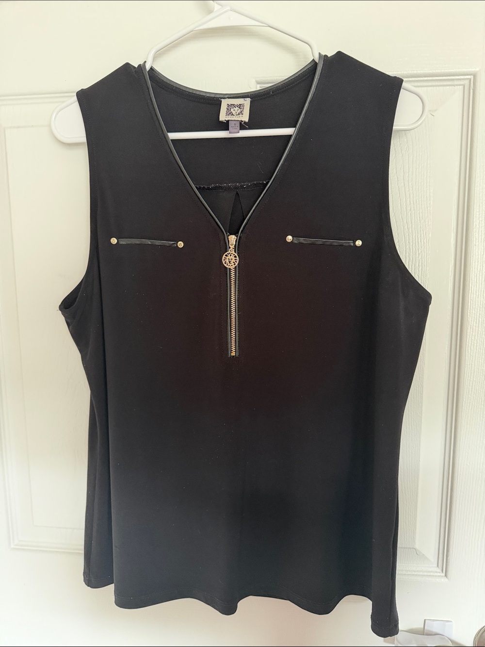 Anne Klein Black Sleeveless V-Neck Top with Gold Zip